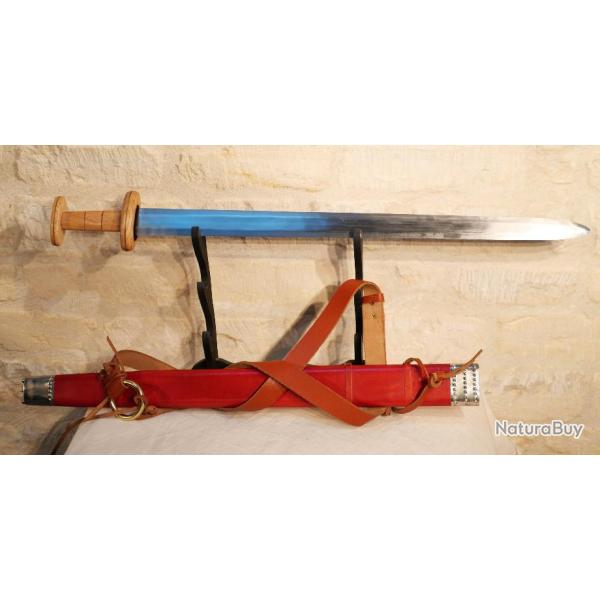 pe ROMAINE ou mdivale ou HEROIC FANTASY COSPLAYEUR avec fourreau REPRODUCTION ref EBR24EPC002