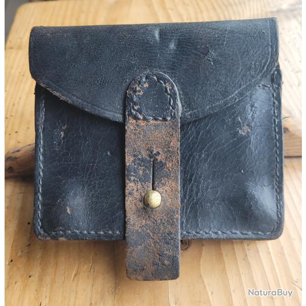 Ancienne cartouchire militaire en cuir