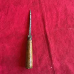 Outil ancien pour ? Pas de prix de réserve