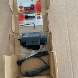 Laser flash light