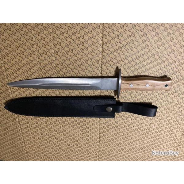 HOUSSE CUIR POUR DAGUE LONGUEUR DE 28 CM MAXI ( vendu sans la dague  ) 2025 1