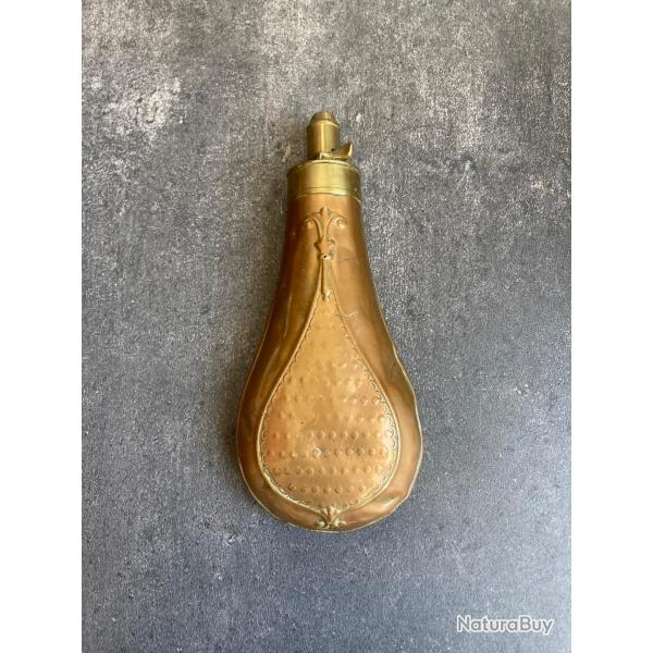 balle poire  poudre - rellement ancienne - pas une reproduction des annes 70-80