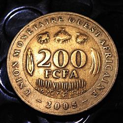 Afrique (ouest piece de 200 francs FCFA 2005 bimetal TTB