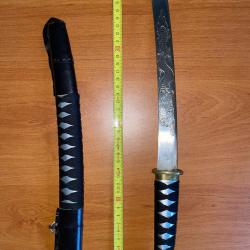 Katanas Wakizashi décoratif avec lame gravée dragon - style japonais - 42 cm