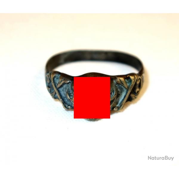 BAGUE ALLEMANDE de la SECONDE GUERRE.  /9024