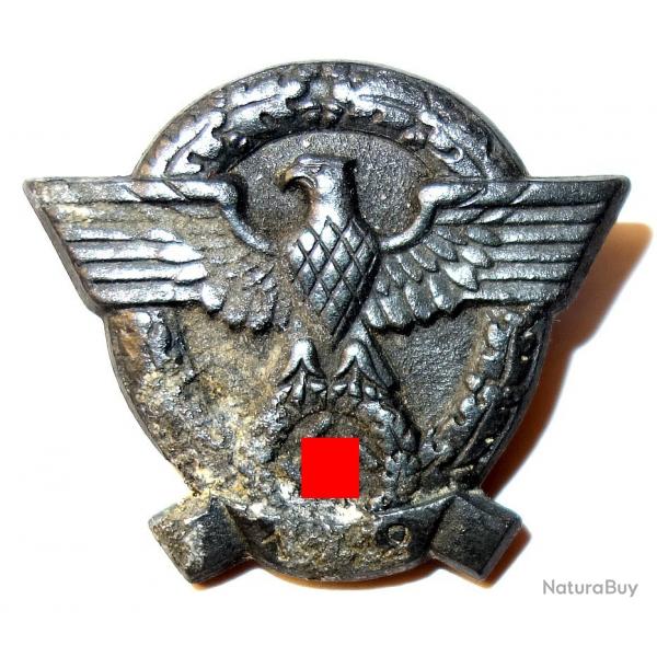 INSIGNE ALLEMAND DE POLIZEI de la SECONDE GUERRE.  /9232
