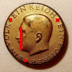 INSIGNE ALLEMAND « EIN VOLK * EIN REICH * EIN FUHRER » du IIIème REICH.  /9074