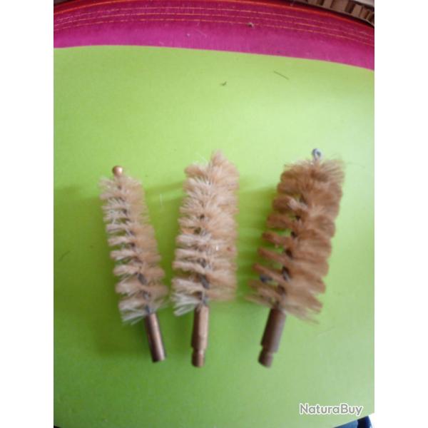 Brosses nylon 3 diamtres 18 / 22 et 27mm REF 12