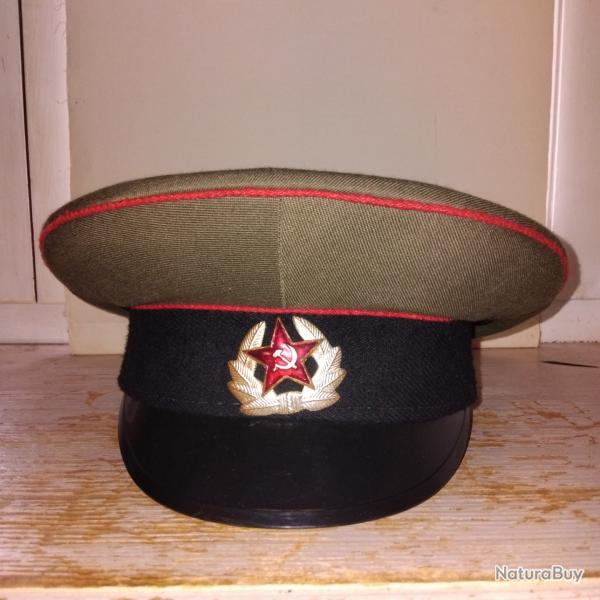 Casquette arme rouge