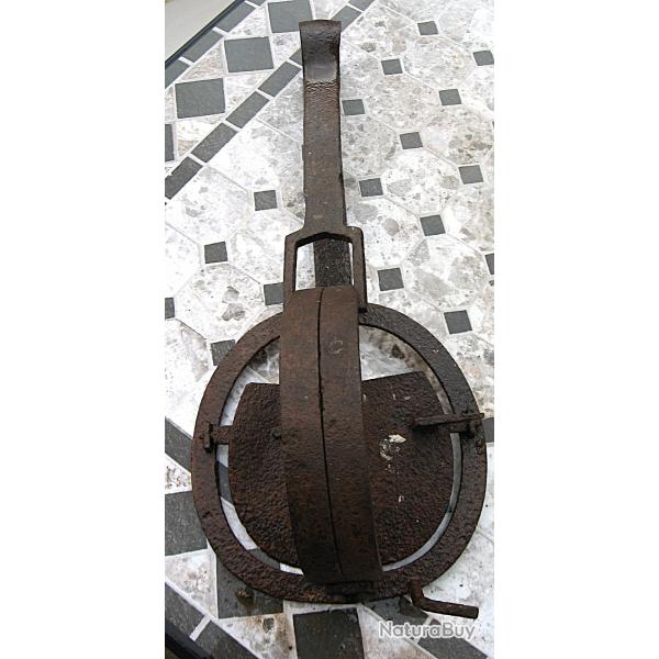 piege de collection ovale  palette diametre 18 cm