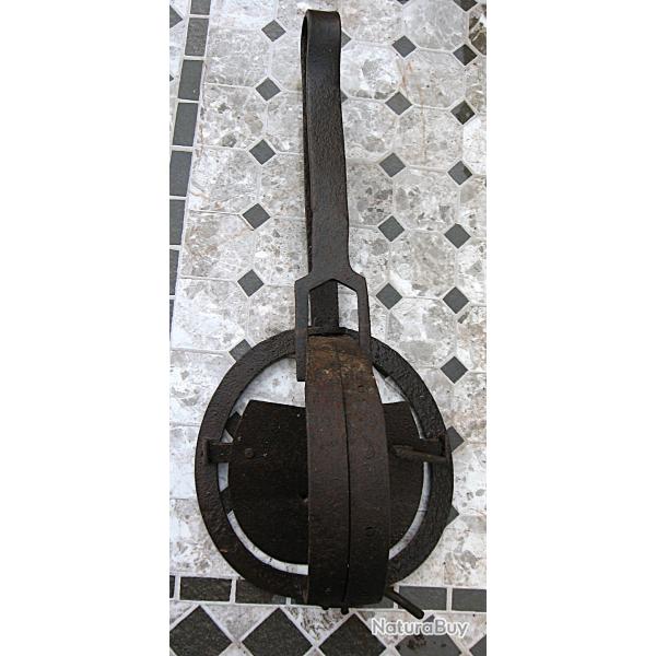 piege de collection ovale  palette diametre 16 cm