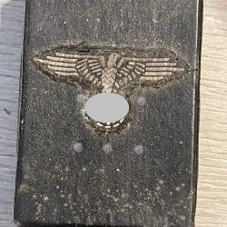 une boîte noire avec aigle cousue xx ww2