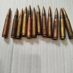 Munitions et douilles Mauser 8x57 WWII inertes.