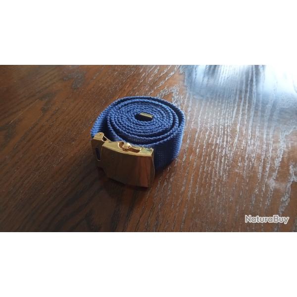 Ceinture en toile bleue boucle dore