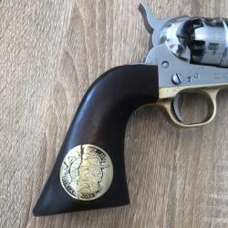 Crosse Colt 1860 Pietta, avec pièce vieillie guerre de sécession L'arme n'est pas à vendre