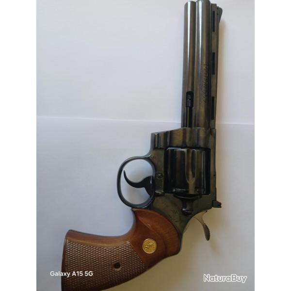 Colt Python 357 Magnum. Trs peu tir tat quasi neuf