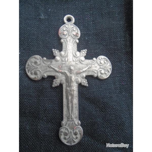 militaria croix broche religieuse ancienne