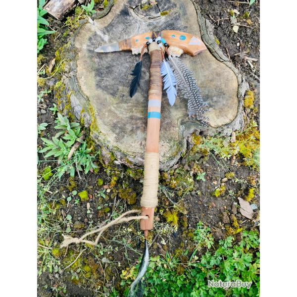 tomahawk amrindien d'artisan / mchoire de cerf / pointe en silex