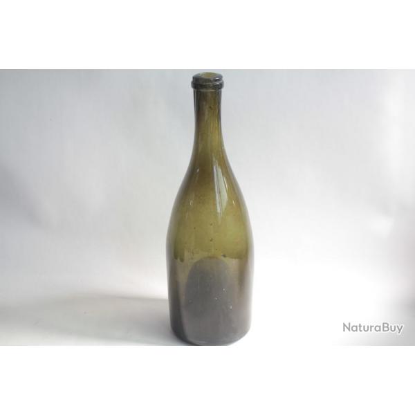 Ancienne bouteille verre XIXe sicle