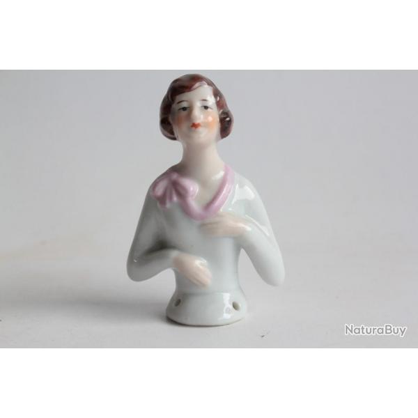 Demi figurine porcelaine Femme Art Dco