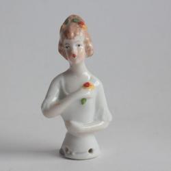 Demi figurine porcelaine Femme