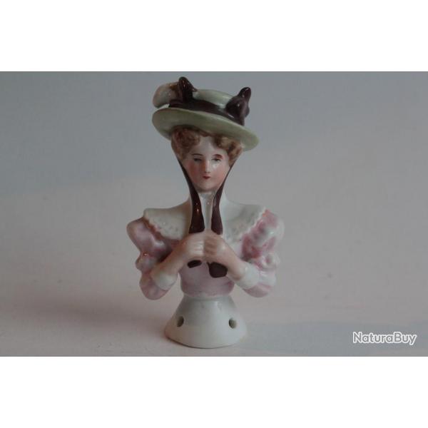 Demi figurine porcelaine Femme