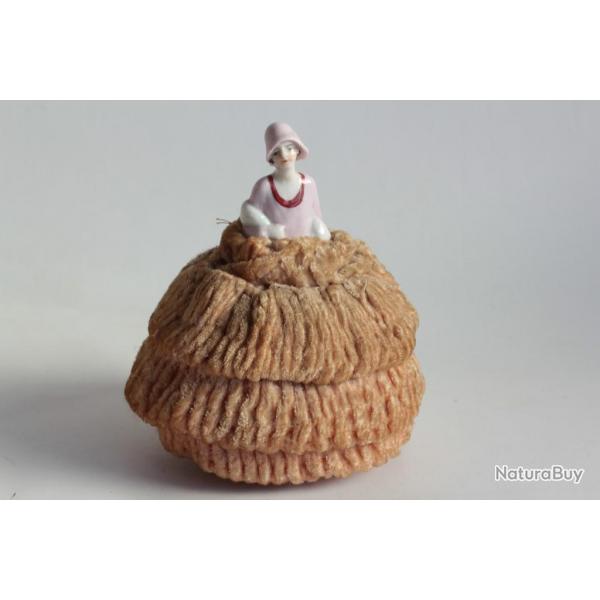 Demi figurine porcelaine Garonne Art dco Pique aiguilles
