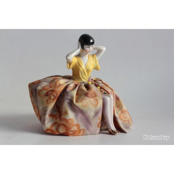 Demi figurine porcelaine Femme Art dco Pique aiguilles