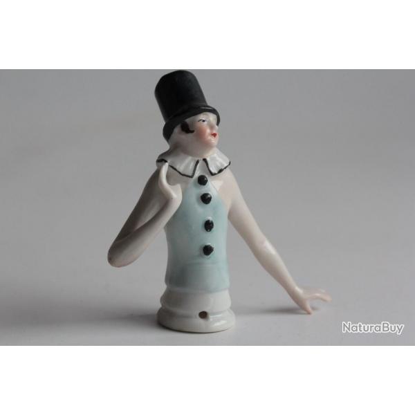 Demi figurine porcelaine Garonne en tenue de pierrot Art dco
