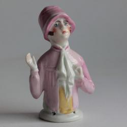 Demi figurine porcelaine Femme Garçonne Art déco