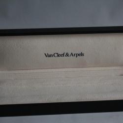 VAN CLEEF & ARPELS Écrin pour montre