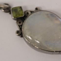 Pendentif argent Pierre de lune Péridot Bijoux
