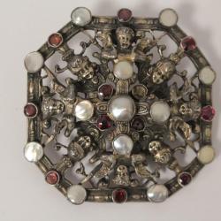 Broche Angelots argent grenats nacre XIXe siècle Bijoux