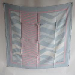 CHRISTIAN DIOR Foulard soie motifs géométrique