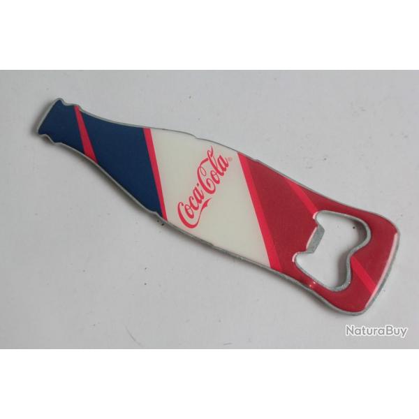 Dcapsuleur publicitaire Coca-Cola  France 1970