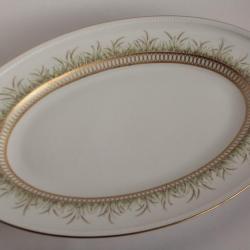 Plat ovale Artémis porcelaine Kaiser Allemagne