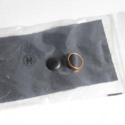 CHANEL Boutons satin noir métal doré vintage