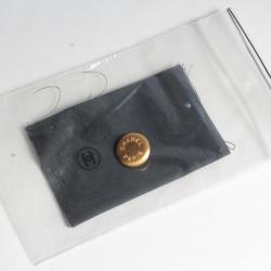 CHANEL Bouton métal doré Chanel Paris vintage