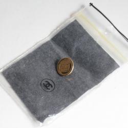 CHANEL Bouton métal doré Sac à main Timeless vintage