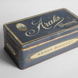Boîte à Cigarettes tôle ARAKS Bouquet Tchamkerten et Co.