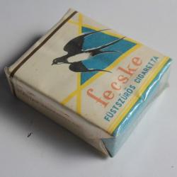 Boite à cigarettes russe fecske füstszürös cigaretta