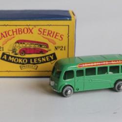 LESNEY Véhicule miniature N°21 Bus Bedford Coach London to Glasgow