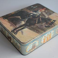 Boîte à biscuit tôle Huntley Palmers cavalier