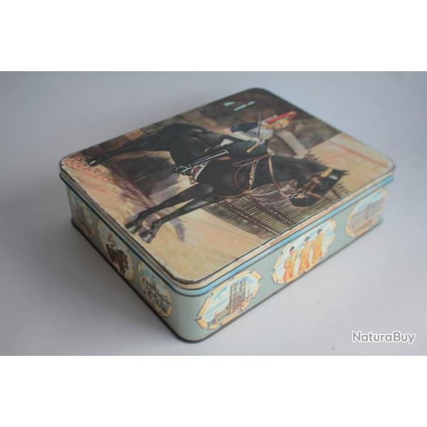 Bote  biscuit tle Huntley Palmers cavalier