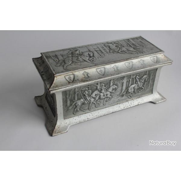 Bote  biscuit tle gaufre Huntley & Palmers Chevalier