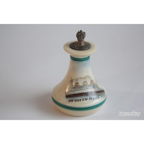 Flacon  parfum opaline Lentheric Paris bateau queen mary