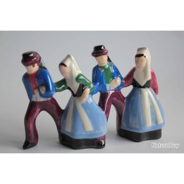 Groupe de bretons Robert MICHEAU-VERNEZ faence Quimper