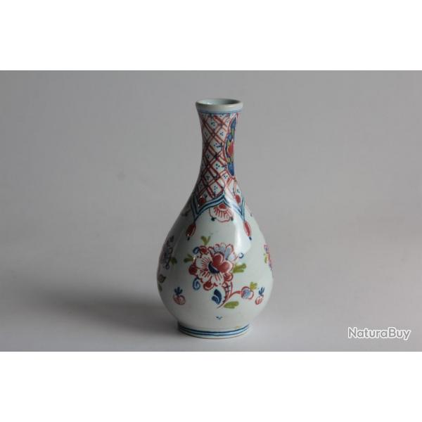 Petit vase soliflore porcelaine Polychroom Delft Hollande