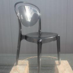 Chaise design Parisienne Calligaris grise par Archirivolto