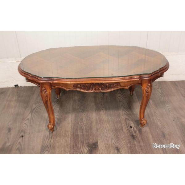 Table basse ovale style Louis XV avec plateau en verre